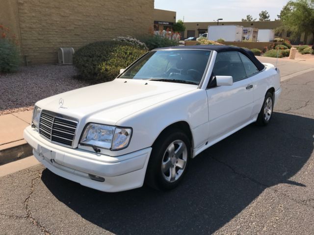 1994 White Mercedes-Benz E-Class Convertible