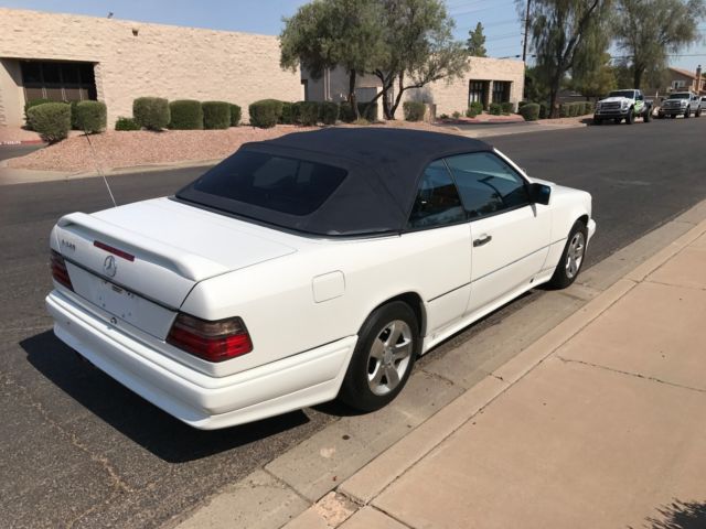 1994 White Mercedes-Benz E-Class Convertible