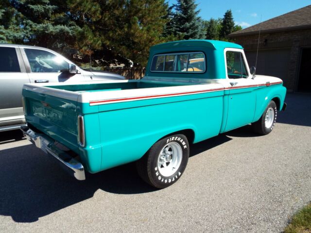 1964 Green & White Ford F-100 Standard Cab Pickup