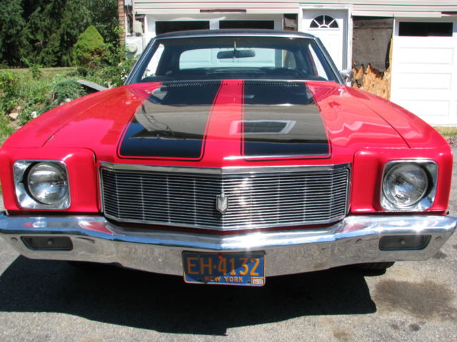 1971 Red Chevrolet Monte Carlo Coupe
