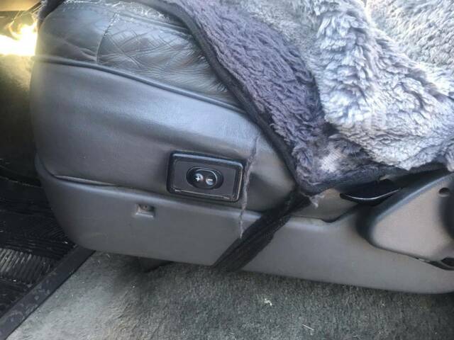 1993 Burgundy Ford Bronco SUV