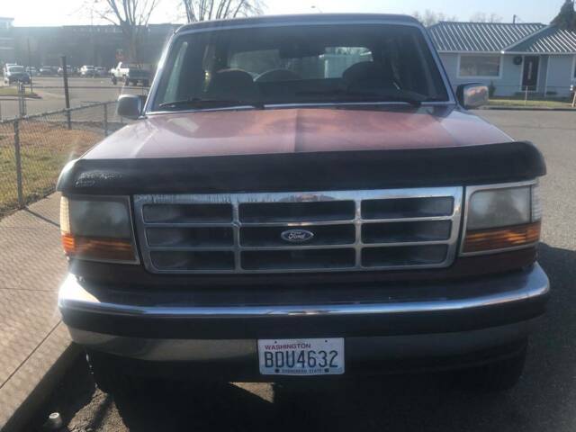 1993 Burgundy Ford Bronco SUV