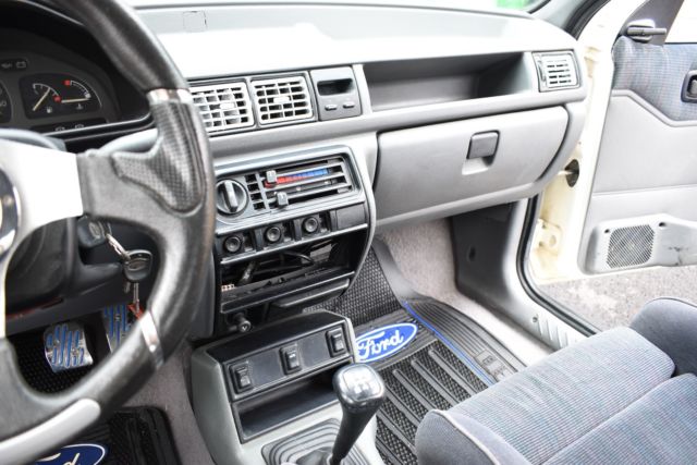 1991 White Ford Fiesta Hatchback