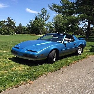 1990 Blue Pontiac Firebird Coupe w/ T Tops