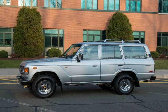 1987 Silver Toyota Land Cruiser