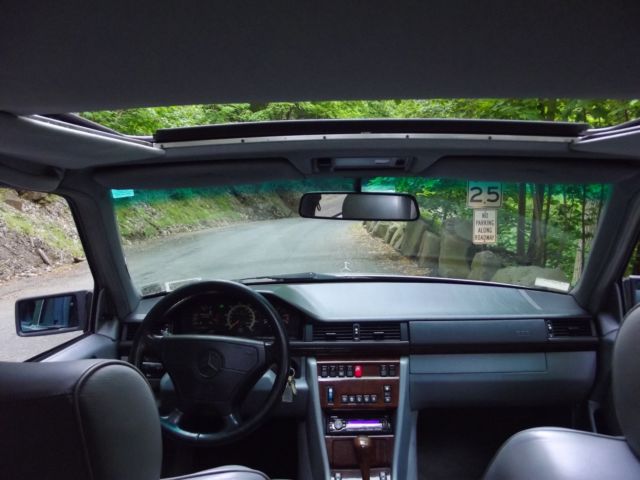 1992 Silver Mercedes-Benz E-Class Sedan