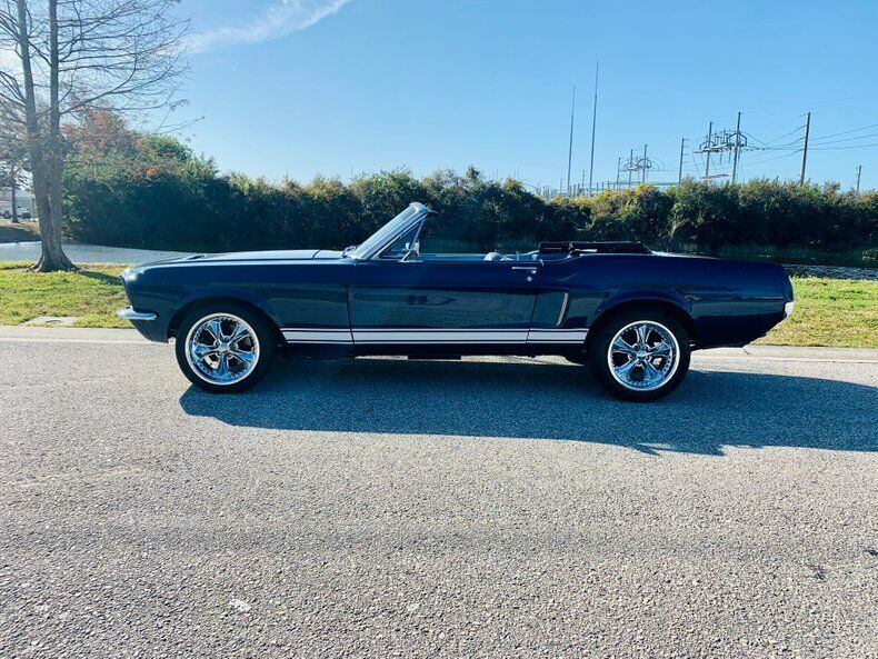 1968 Blue Ford Mustang --