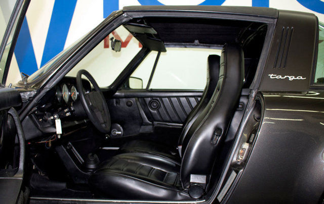 1980 BLACK METALLIC Porsche 911