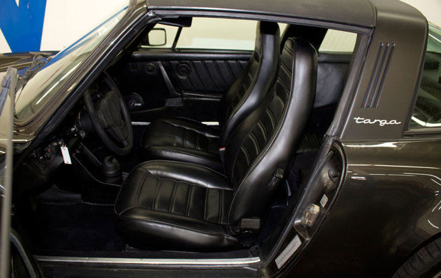 1980 BLACK METALLIC Porsche 911