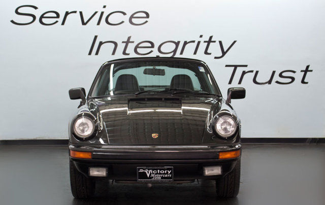 1980 BLACK METALLIC Porsche 911