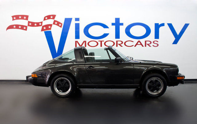 1980 BLACK METALLIC Porsche 911