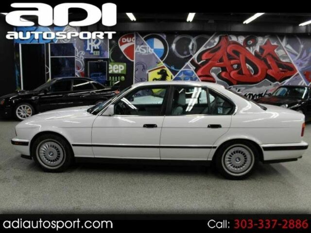 1991 White BMW M5