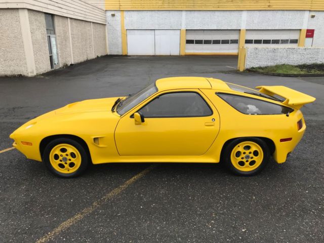 1979 Yellow Porsche 928