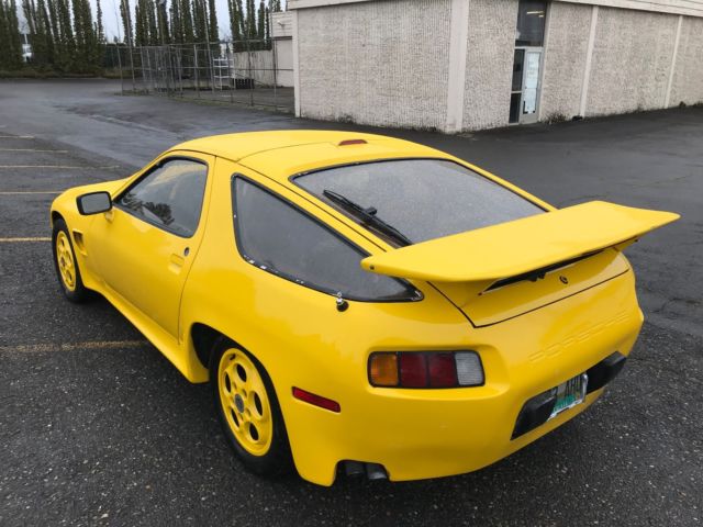 1979 Yellow Porsche 928