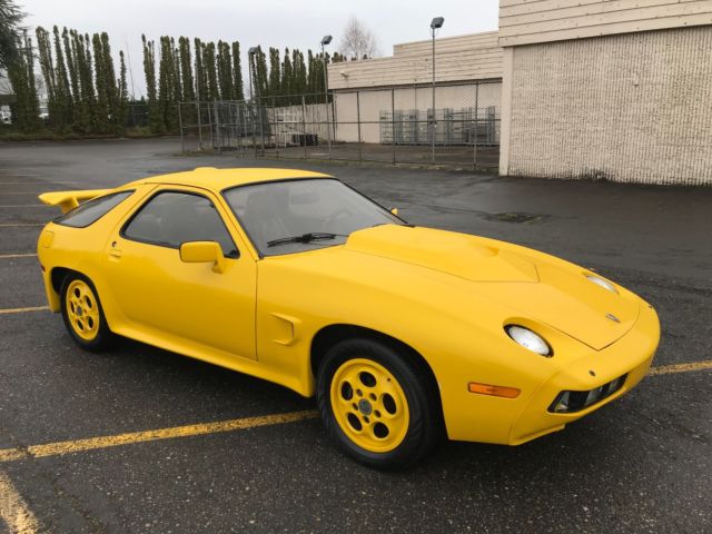 1979 Yellow Porsche 928