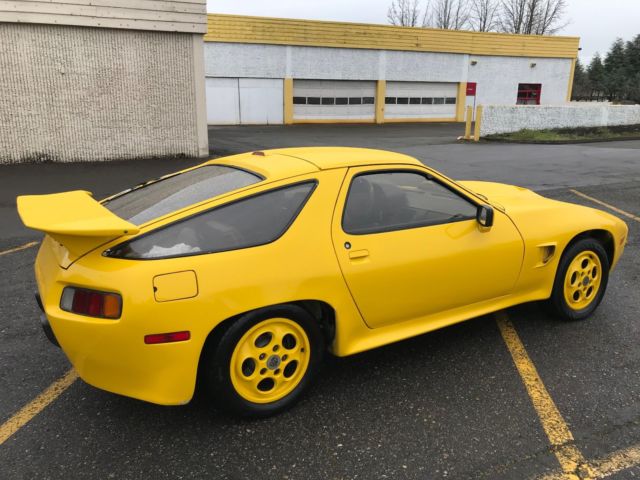 1979 Yellow Porsche 928