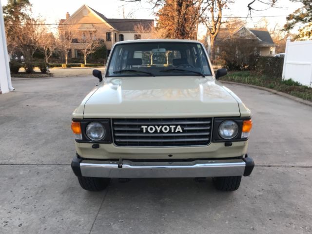 1984 Brown Toyota Land Cruiser SUV