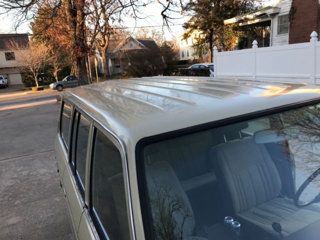 1984 Brown Toyota Land Cruiser SUV