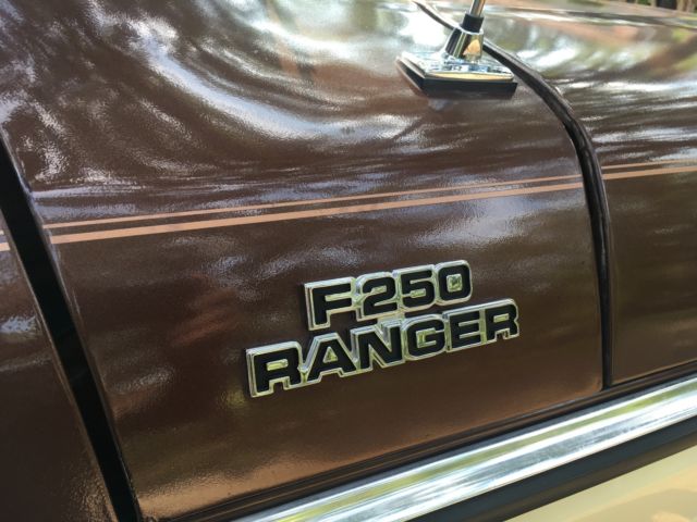 1979 Brown Ford F-250 Cab & Chassis