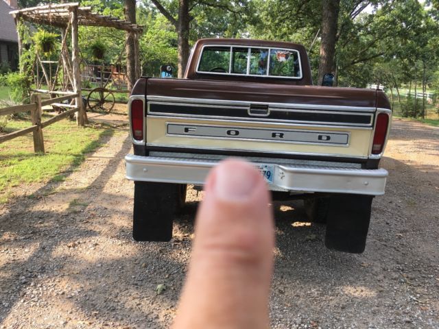 1979 Brown Ford F-250 Cab & Chassis