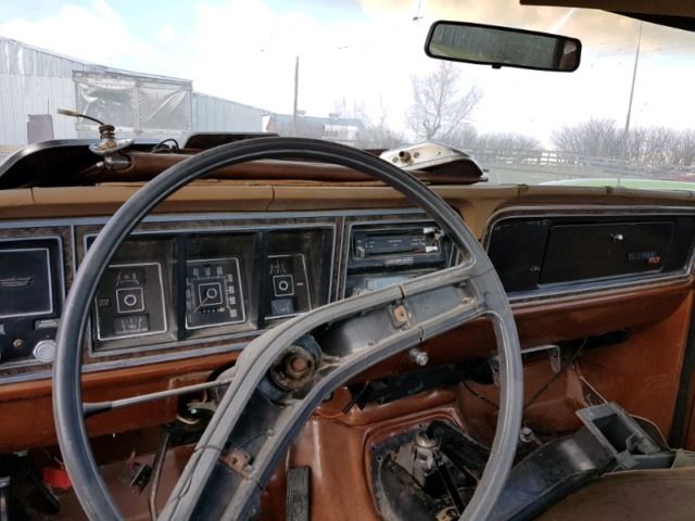 1976 Brown Ford F-100 Cab & Chassis