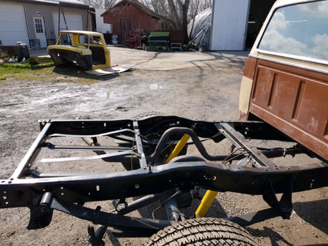 1976 Brown Ford F-100 Cab & Chassis