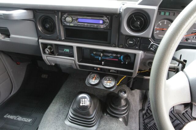 1991 Gray Toyota Land Cruiser SUV