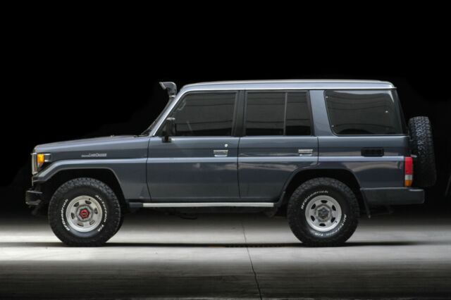 1991 Gray Toyota Land Cruiser SUV