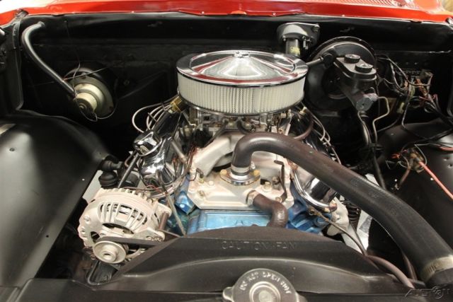 1979 Red Dodge Power Wagon