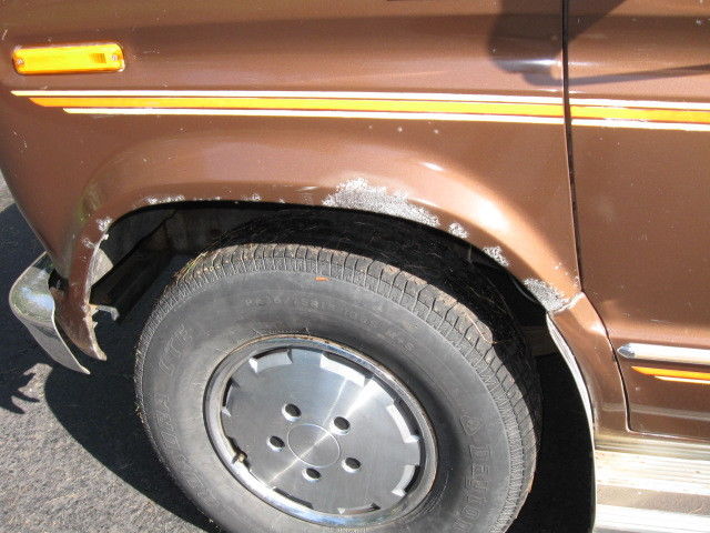 1984 Brown Ford E-Series Van Window Van