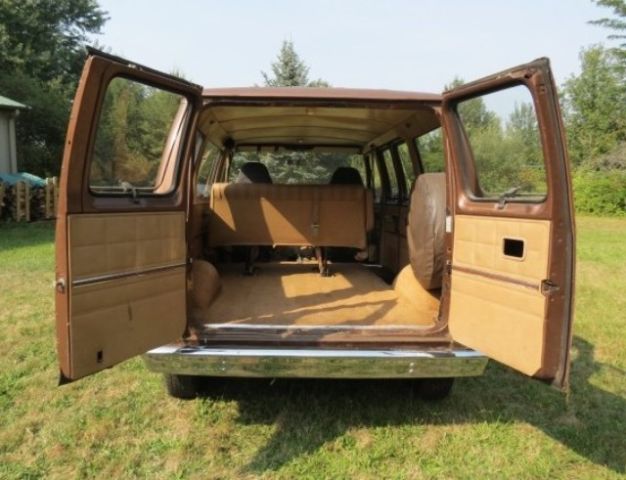 1984 Brown Ford E-Series Van Window Van