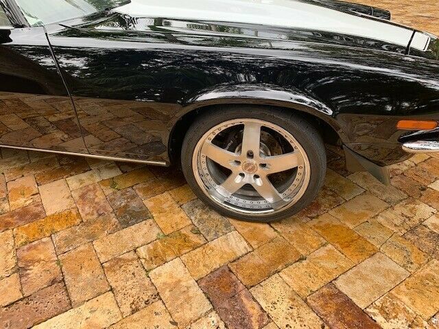 1972 White Chevrolet Camaro Coupe