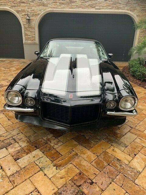 1972 White Chevrolet Camaro Coupe