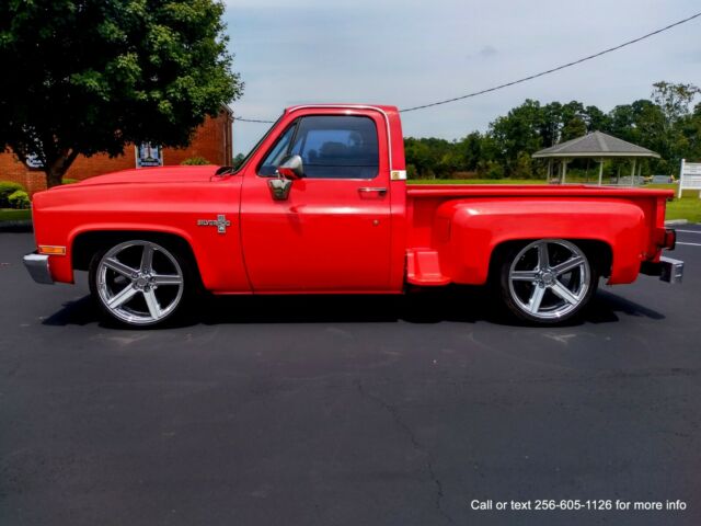 1986 Chevrolet C-10 Standard Cab Pickup