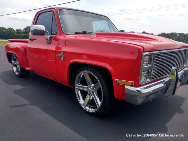 1986 Chevrolet C-10 Standard Cab Pickup