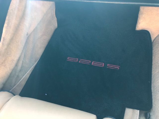 1984 Black Porsche 928 Coupe