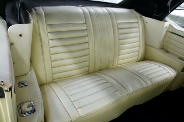 1967 Saffron Yellow Oldsmobile 442 Convertible