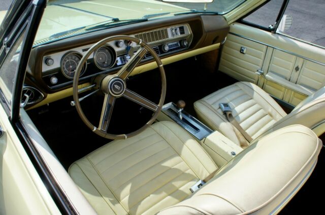 1967 SAFFRON YELLOW Oldsmobile Cutlass Convertible