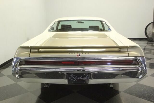 1970 Gold Chrysler 300-H Coupe