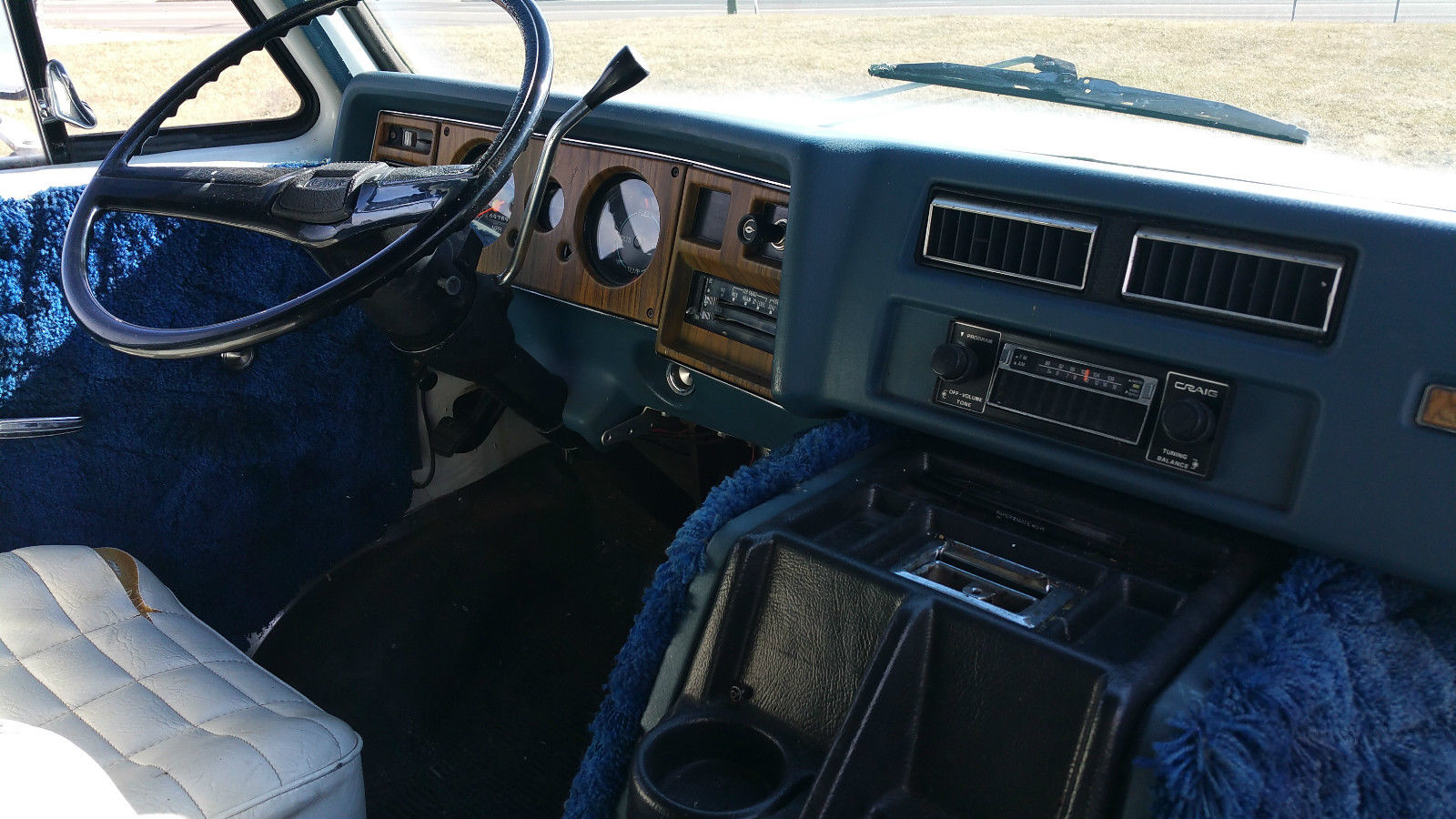 1976 White GMC Vandura Van