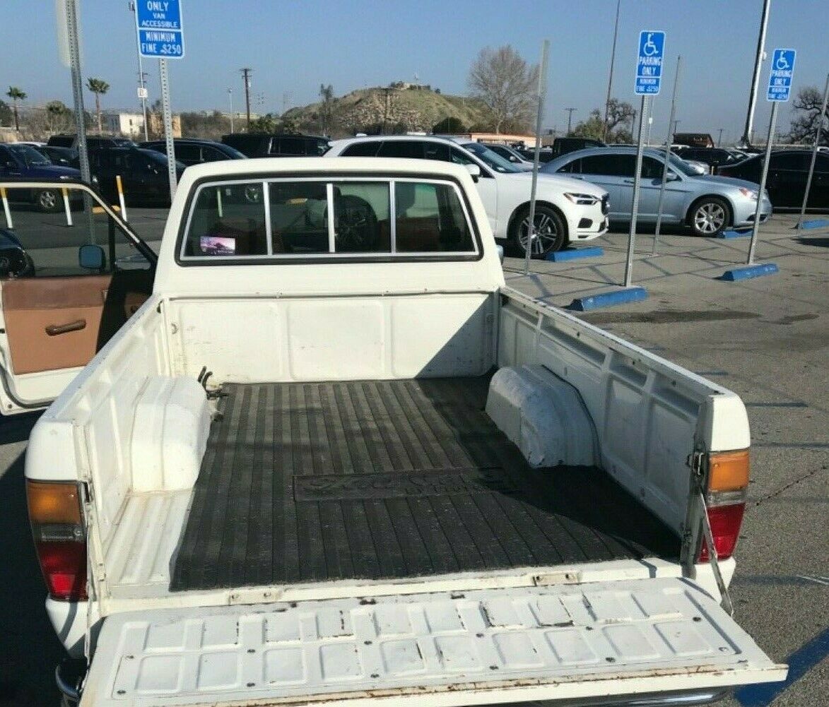 1985 White Toyota Pickup Long Bed