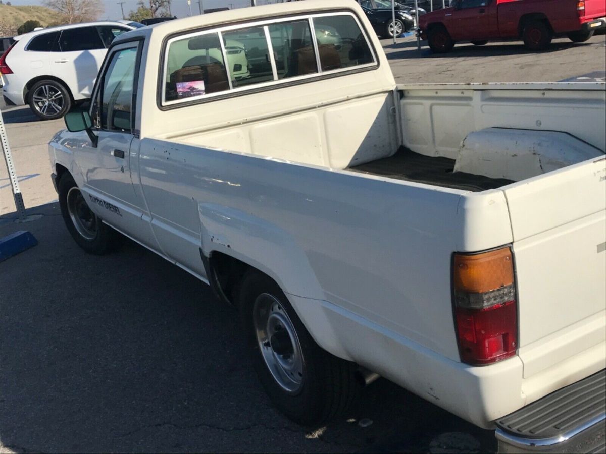 1985 White Toyota Pickup Long Bed