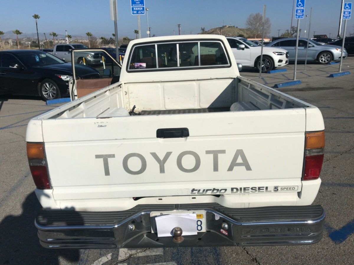 1985 White Toyota Pickup Long Bed