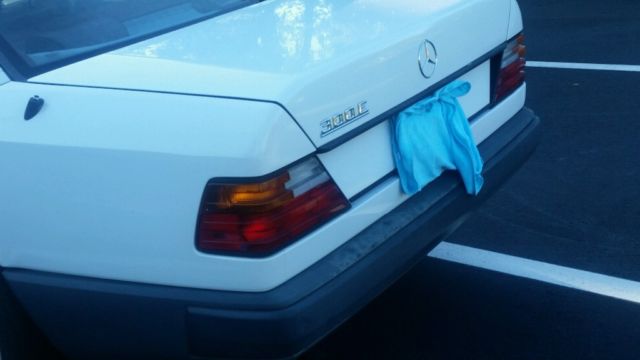 1989 White Mercedes-Benz E-Class