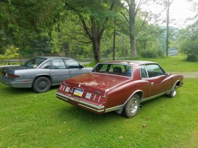 1980 Burgundy Chevrolet Monte Carlo Coupe