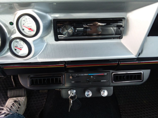 1971 Red Dodge Dart Coupe