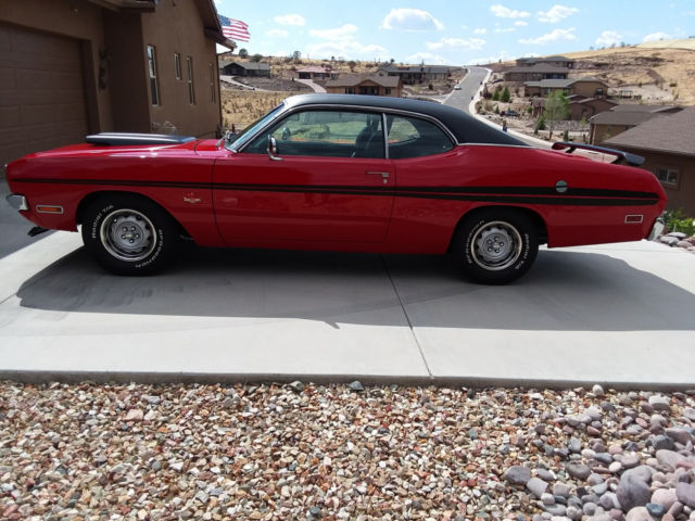 1971 Red Dodge Dart Coupe