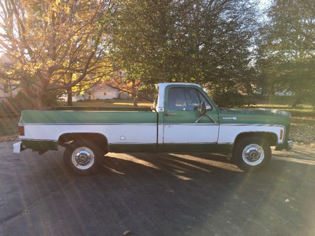 1974 Green/White Chevrolet Other Pickups
