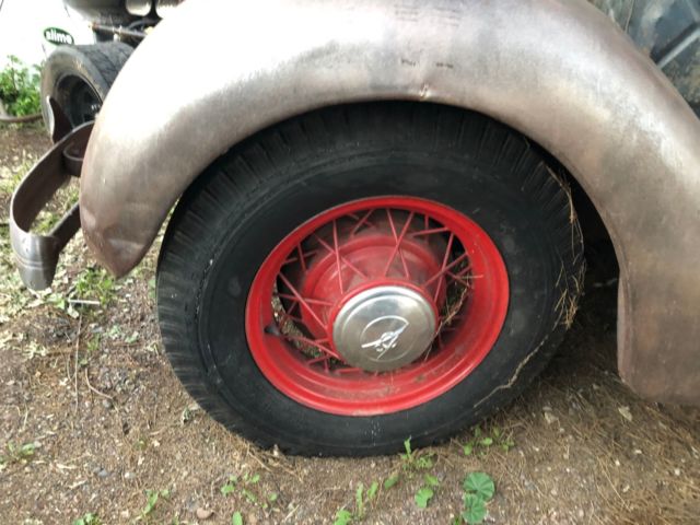 1935 Blue Ford 3 window Coupe