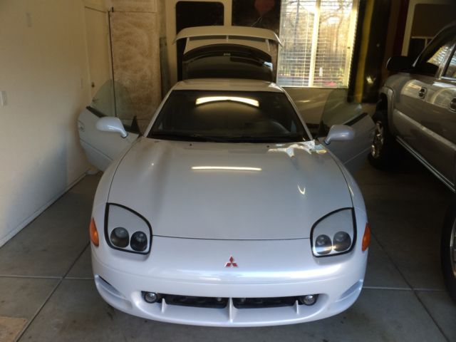 1994 White Mitsubishi 3000GT Coupe
